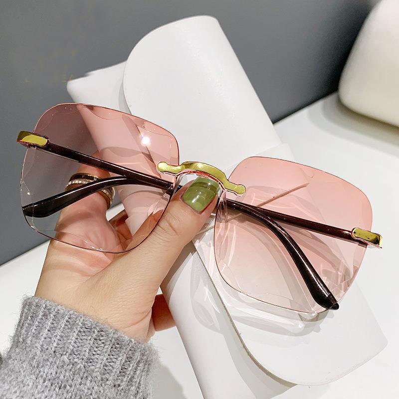 Fashion Lady Oversize Rimless Square Sunglasses Women Men Big Glasses Gradient Sun Glasses