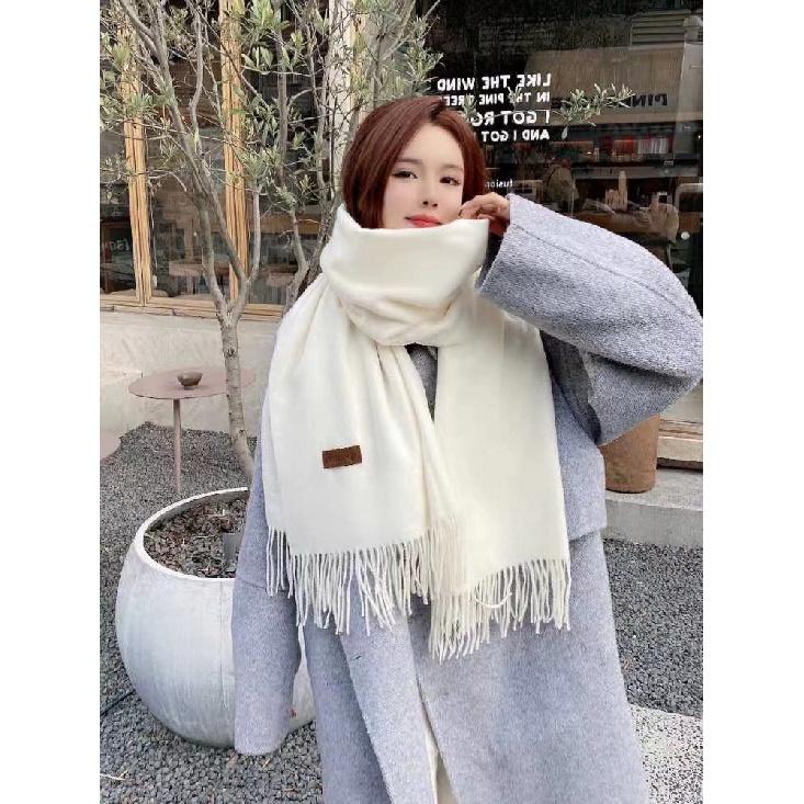 New Autumn And Winter Scarf For Women With A High-End Feel Solid Color Tassel Knitted Shawl Versatile And Warm Thick Scarf