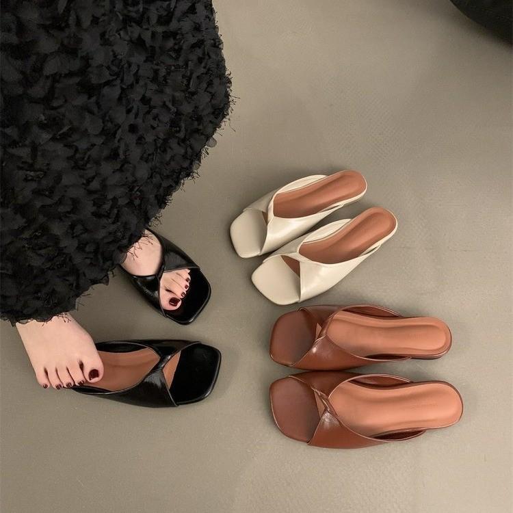 2025 Summer New Wear Casual Open-toed Flat-bottomed Sandals Fashionable Open-toe Comfortable and Versatile One-word Slippers Women