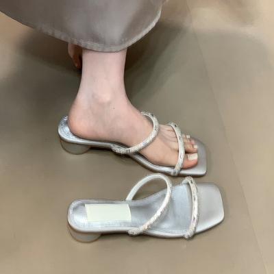 Серебристые однословные босоножки на толстом каблуке со стразами, модный тонкий ремешок, низкий каблук, квадратный носок, женские