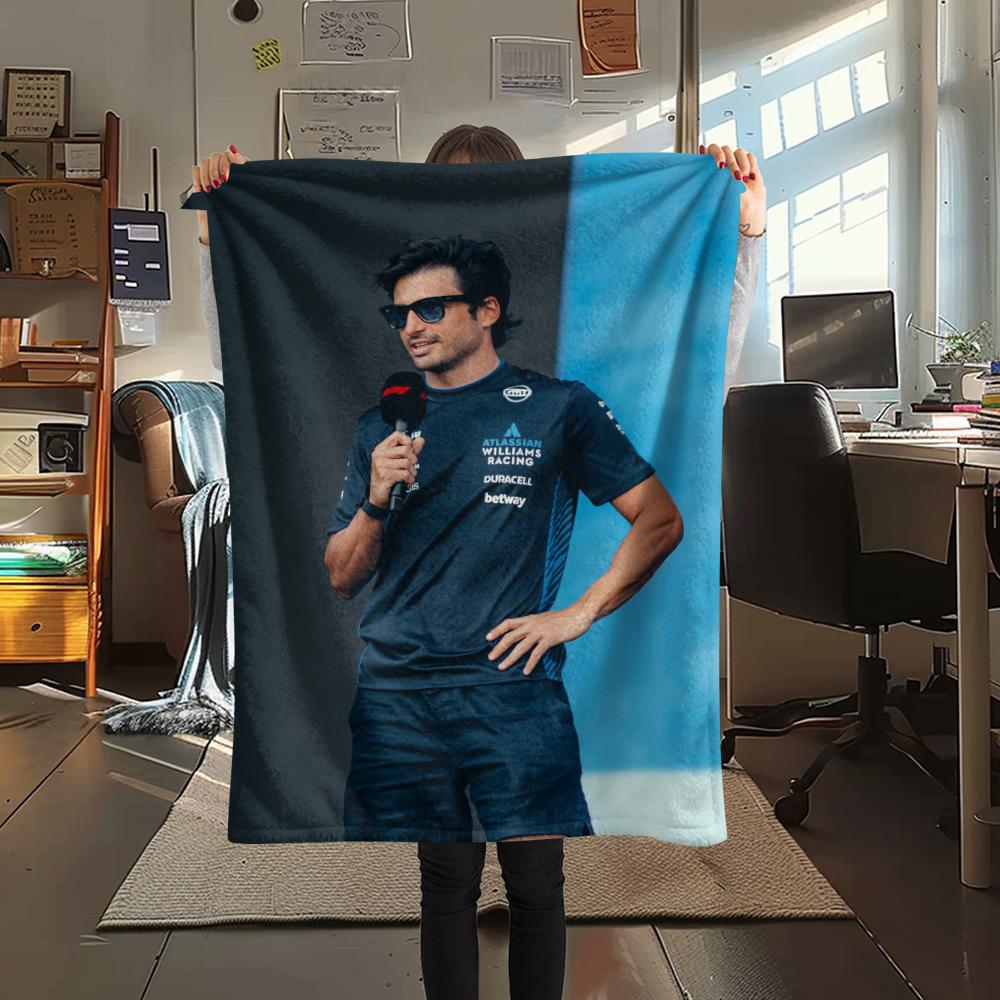1PC Carlos Sainz Print Flannel Blanket, High quality Comfortable for All Seasons, Home Decor, Warmth and Comfort, Perfect for Christmas Gifts