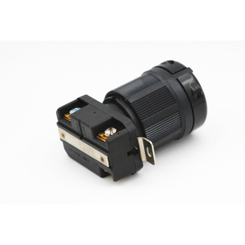 XIONGDA 30A 250V Industrial Anti-Pullout 3-Hole Plug Socket