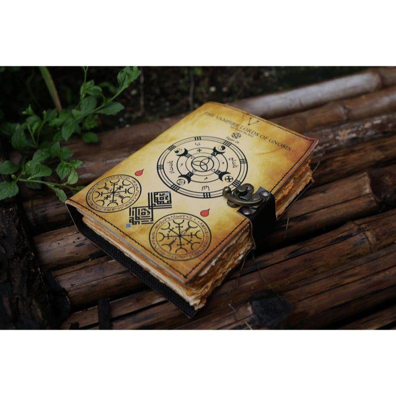 Handmade Leather Triquetra Valhalla Viking Vegvisir Journal For Traveling Sketchbook Blank Notebook For Men Women Birthday