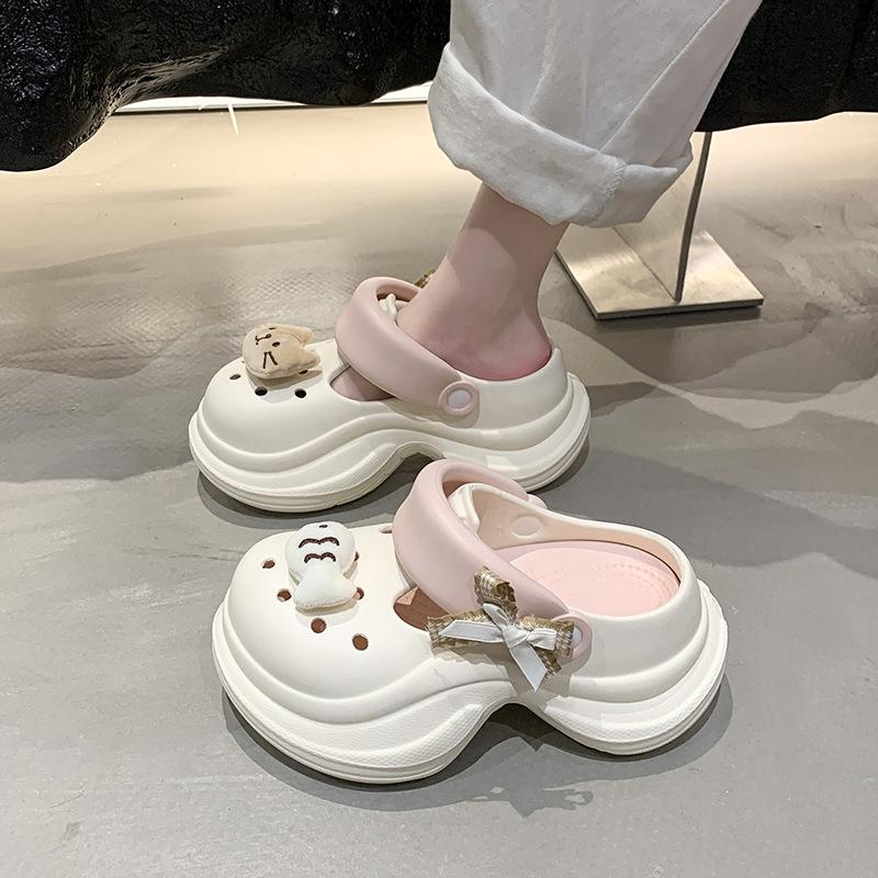Cute thick-soled Mary Jane hole shoes women's 2025 new height increase summer wear beach non-slip cool slippers women