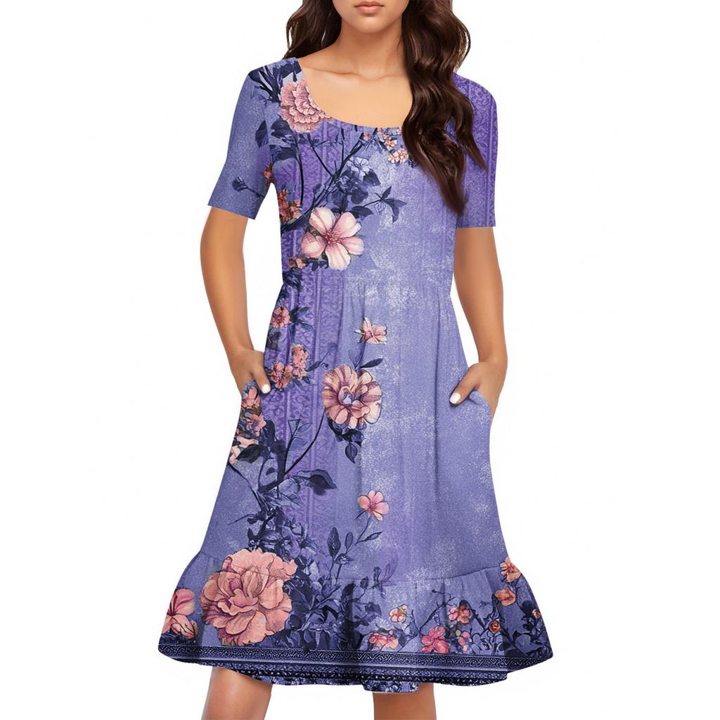 Женское повседневное платье с круглым вырезом и короткими рукавами. Платье со свободной талией и складками. Платье с складками на талии.