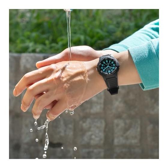 [Citizen Q&Q] Часы Q&Q Falcon Q596-851 Унисекс Взрослые Черный