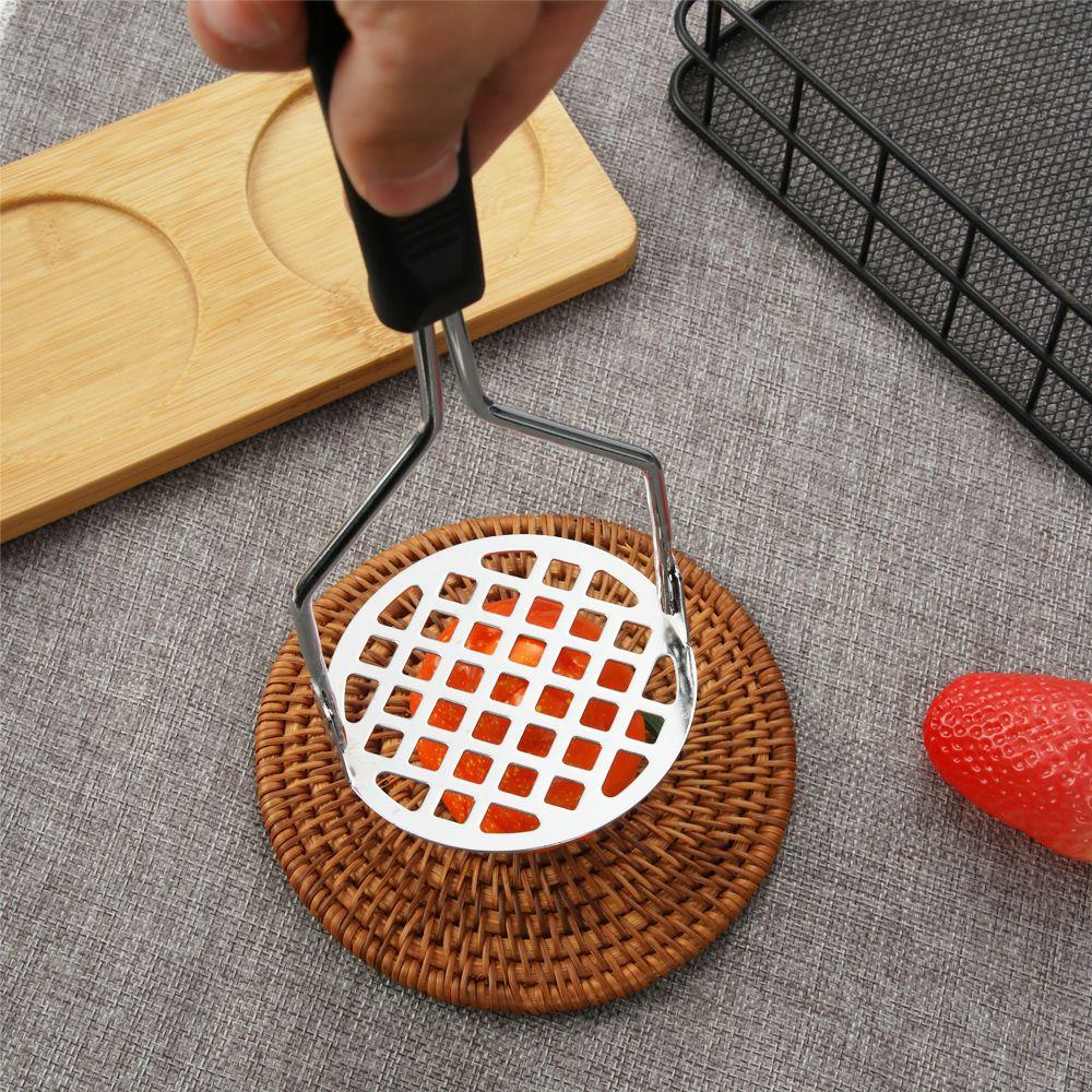 Приготовление картофельного пюре Гладкий кухонный картофелемялка Нержавеющая сталь Овощедавилка Черная ручка