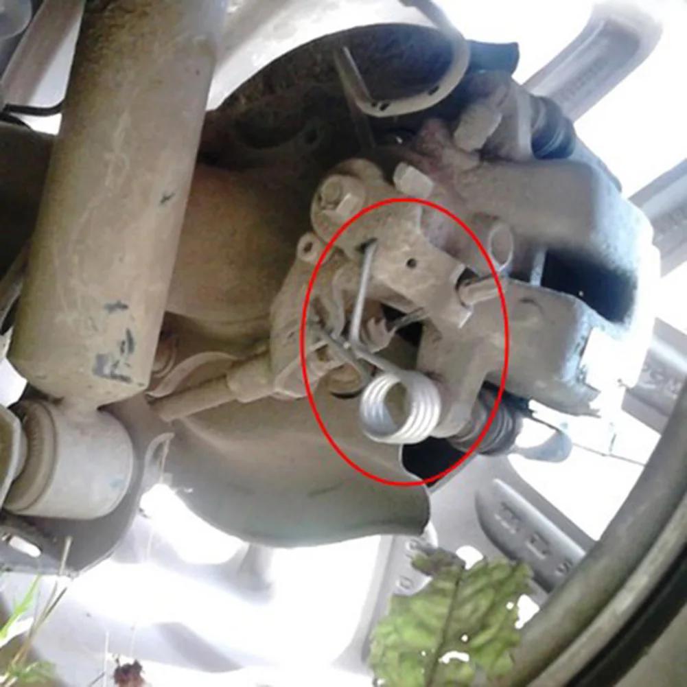 2 шт. Возвратные пружины тормозного суппорта для Skoda, пружина распределителя стояночного тормоза, левая и правая 7H0615295A / 7H0615296