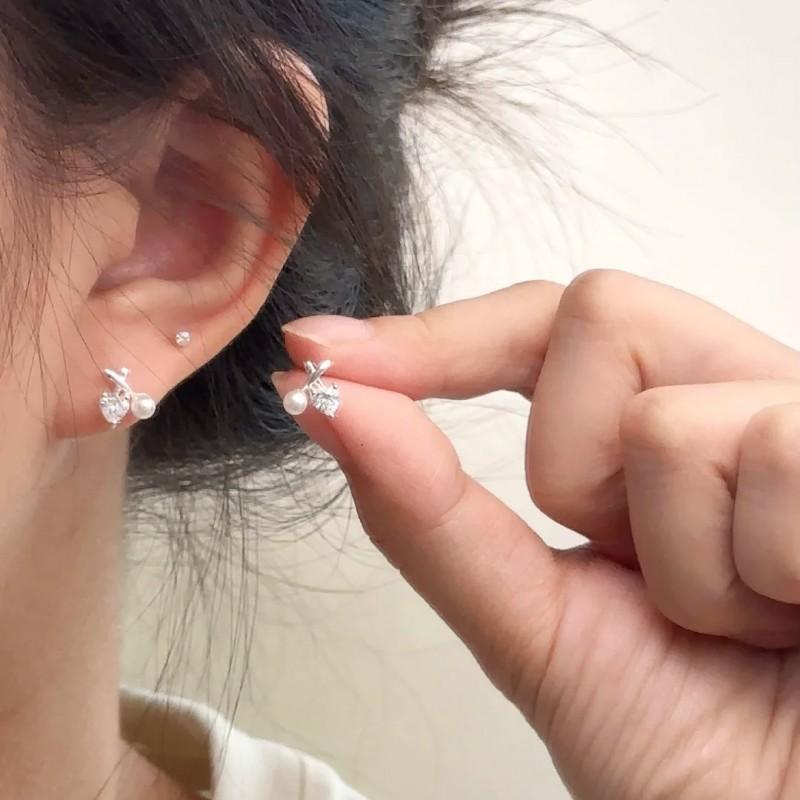 Sweet Cherry Pearl Stud Earrings Women Korean Style Heart Zircon Minimalist Fashion Jewelry