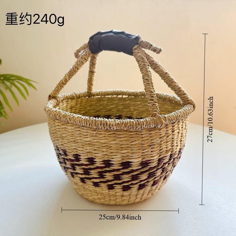 eaweed Handmade woven picnic basket for storing fruits and vegetables, Cosmetics kitchen organizer flower girl basket