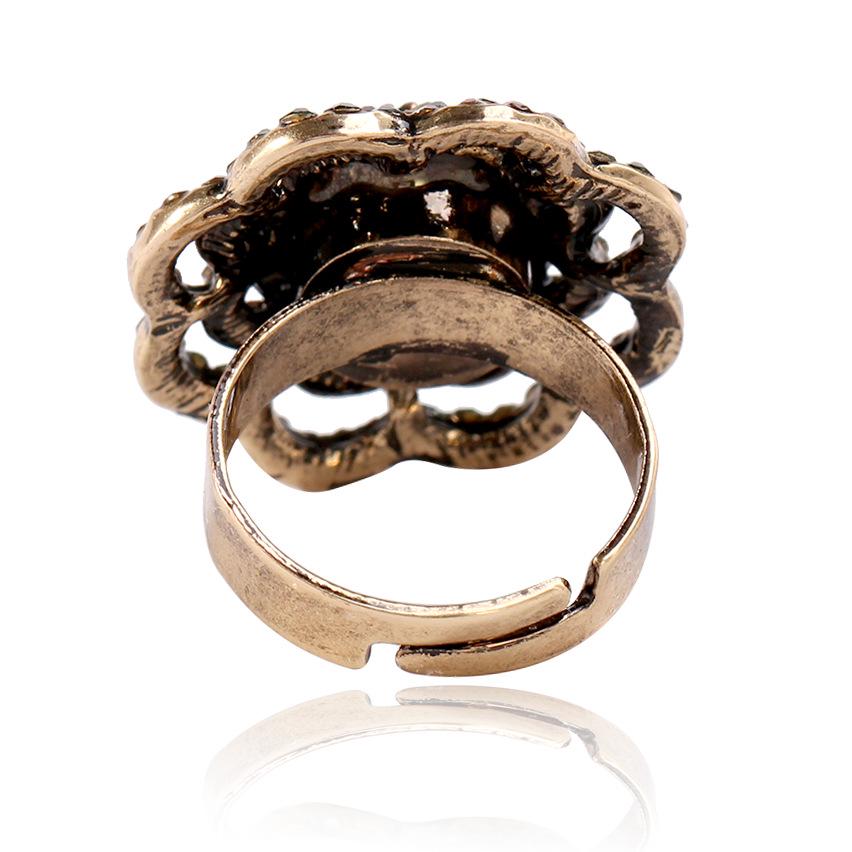 Bohemian Retro Open Ring with Hollow Flower Design