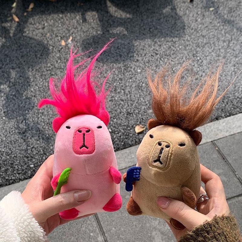 Плюшевый брелок с капибарой, милый кулон в виде сумки, креативный брелок с пушистыми животными, мягкая кукла, брелки, подарок на день рождения, автомобильный кулон, стол