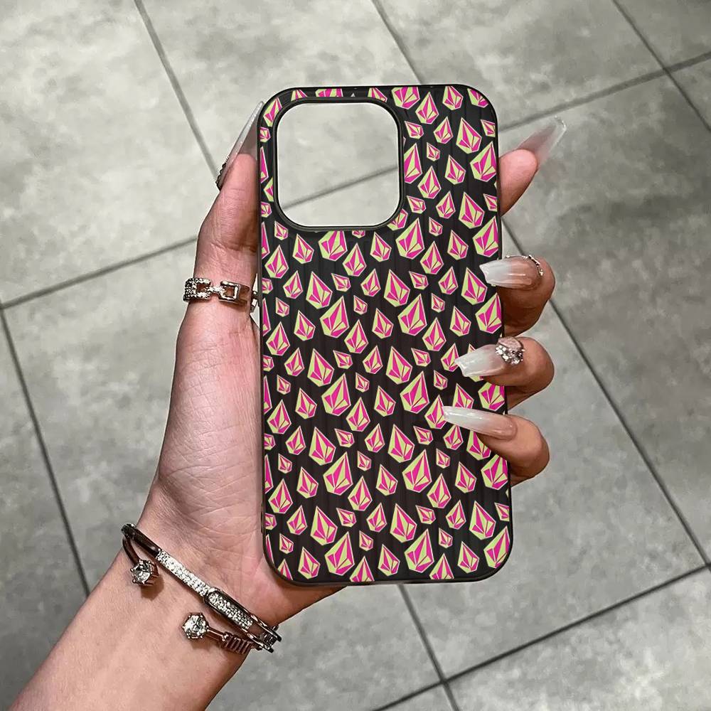 V-Volcom ЛОГОТИП Модный чехол для телефона Для IPhone 17 16 15 14 Plus 13 12 11 Pro Max Pro Волна Гофрированный чехол