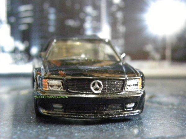 Hot Wheels Базовая модель автомобиля 560 SEC AMG Горячая '89 Mercedes-Benz HNK15