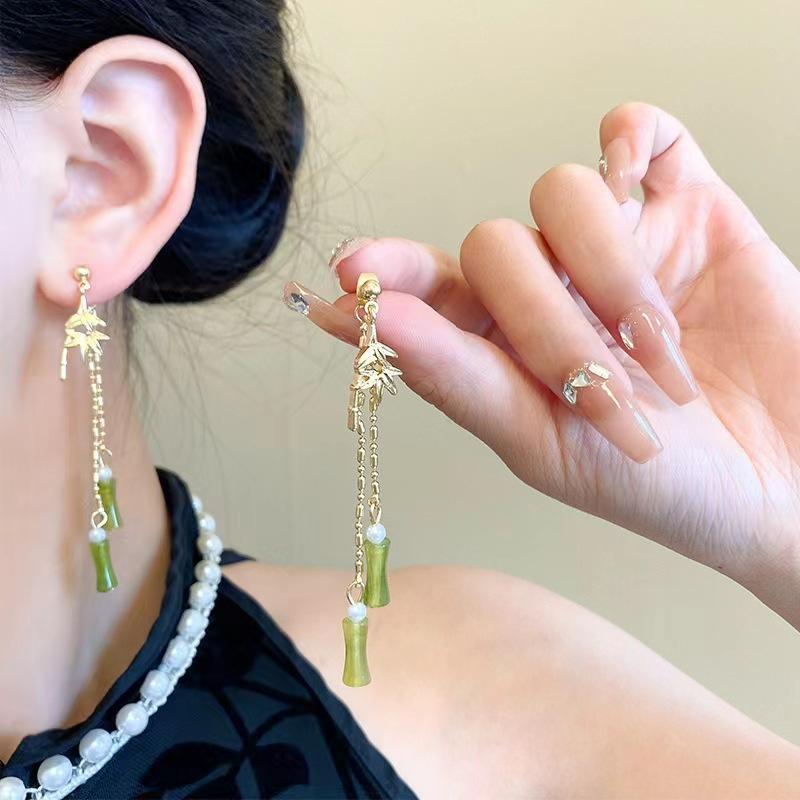 Chinese style olive green jade bamboo section fringed stud earrings niche design temperament Chinese antique long earrings