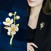 Women Vintage Accessories Plant Jasmine Flower Brooch Exquisite Clothing Collar Brooches