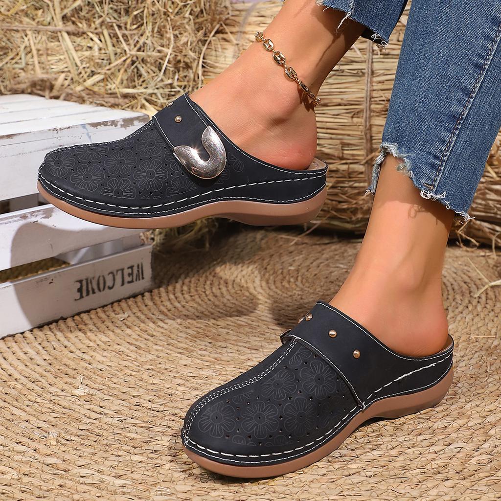 Foreign Trade Large Size 45 Bag Head Flat Bottom Casual Half Slippers Women's 2025 New Solid Color Wedge Metal Buckle Beach Slippers