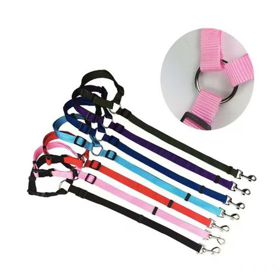 Съемный ремень безопасности для собак в машине, регулируемый ремень безопасности для собак, удерживающая система для домашних животных в машине, крепится к подголовнику автомобиля для маленьких, средних и больших собак