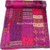 Aizza Trends Стеганое одеяло канха ручной работы из чистого хлопка с нашивками и работой патола - Традиционное индийское покрывало - Винтажное стеганое одеяло из хлопка и шелка сари