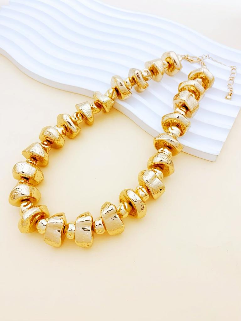 Light Luxury Texture Irregular Gold Bead Necklace Suitable for Women's Daily Wear and Eye-catching Must-have