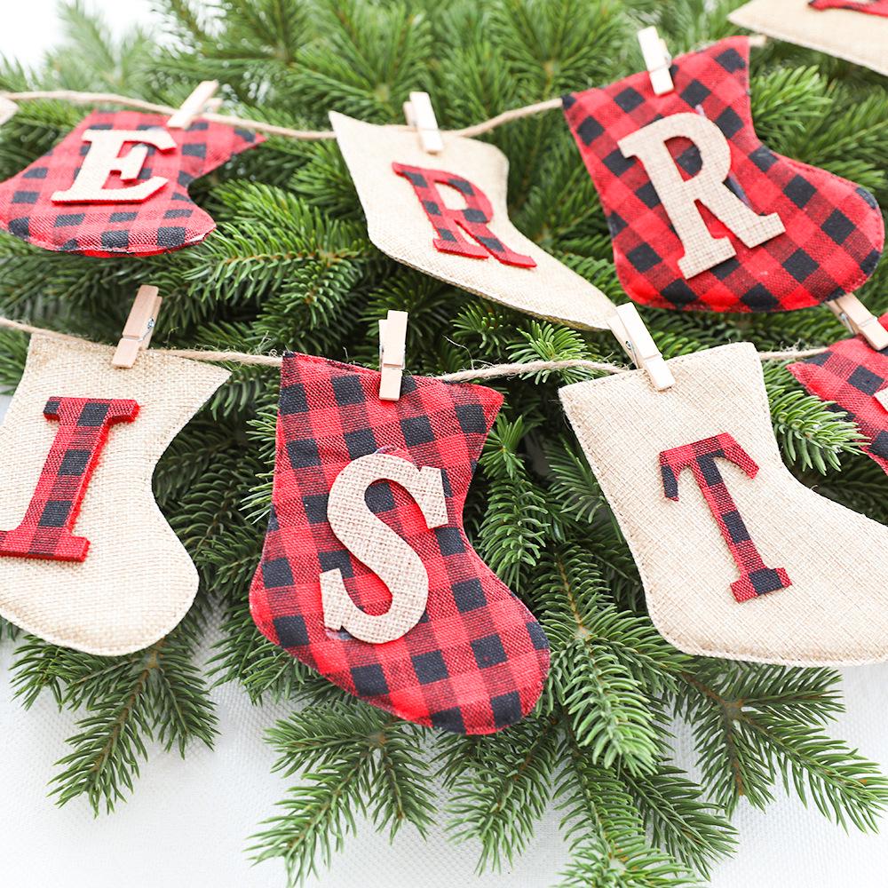 Handmade Burlap Christmas Decorations: Merry Christmas Bunting and Stockings