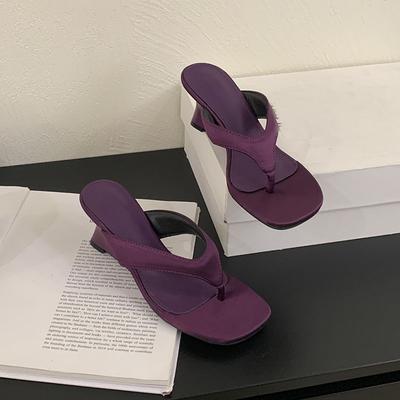 Мода 2025 Новая мода Шелковые женские сандалии на танкетке Обувь Женская обувь на каблуке Неглубокие женские сандалии на танкетке Шлепанцы Обувь Вьетнамки