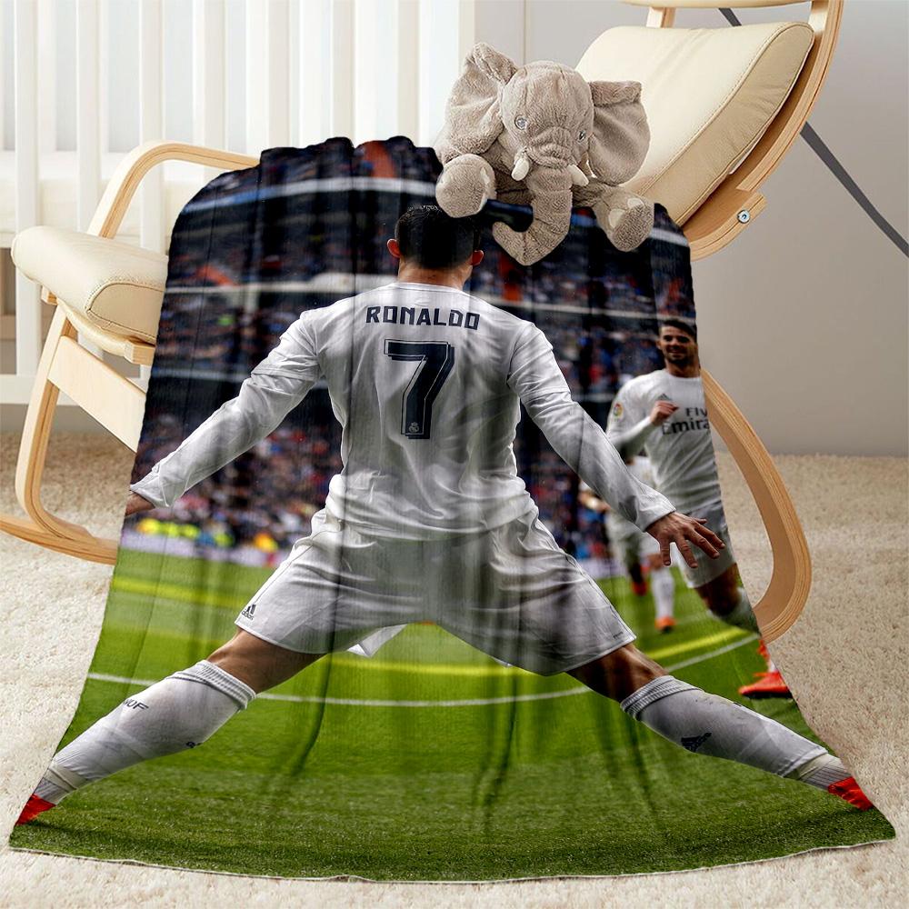 Ronaldo's Juventus Celebration Moment Blanket Comfortable Suitable for Couch Bedding Livingroom for All Seasons Modern Style Gift for Travel Home Birt