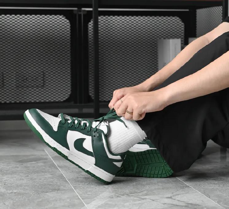 Nike Dunk Low 'Michigan State' Скейтбордические Кроссовки DD1391-101