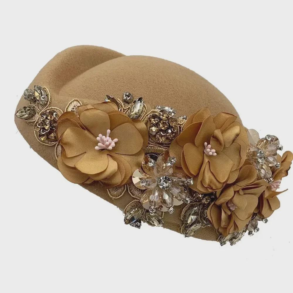 «Женская фетровая шляпа-тюрбан в британском стиле в стиле ретро с цветами — идеально подходит для церковных мероприятий и дерби»