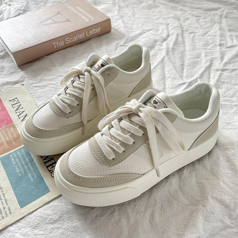 Popular Spring and Summer Retro Red Board Shoes Women's Versatile Casual Canvas Shoes Hong Kong Style Niche Design Chic Little White Shoes