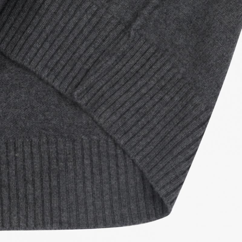 Ami Big Heart Logo Intarsia V Neck Cardigan Model Ukc367 018 084