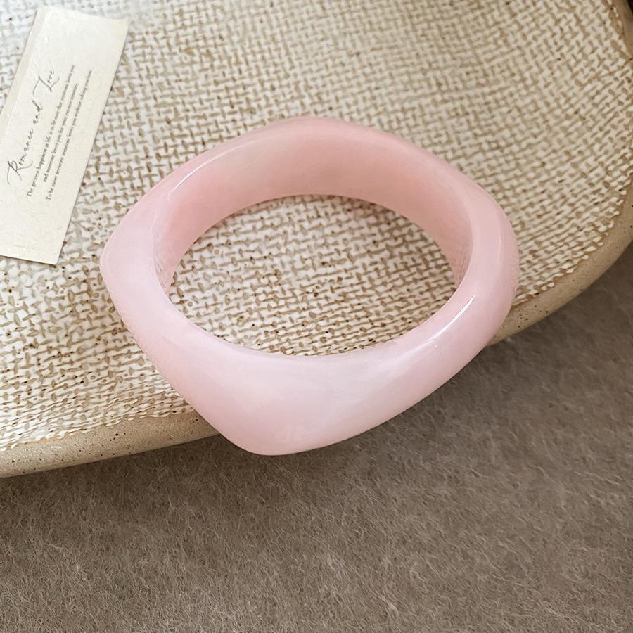 European and American Fashion High-End Marbled Acrylic Bangle Bracelet - Women's Versatile Hand Jewelry