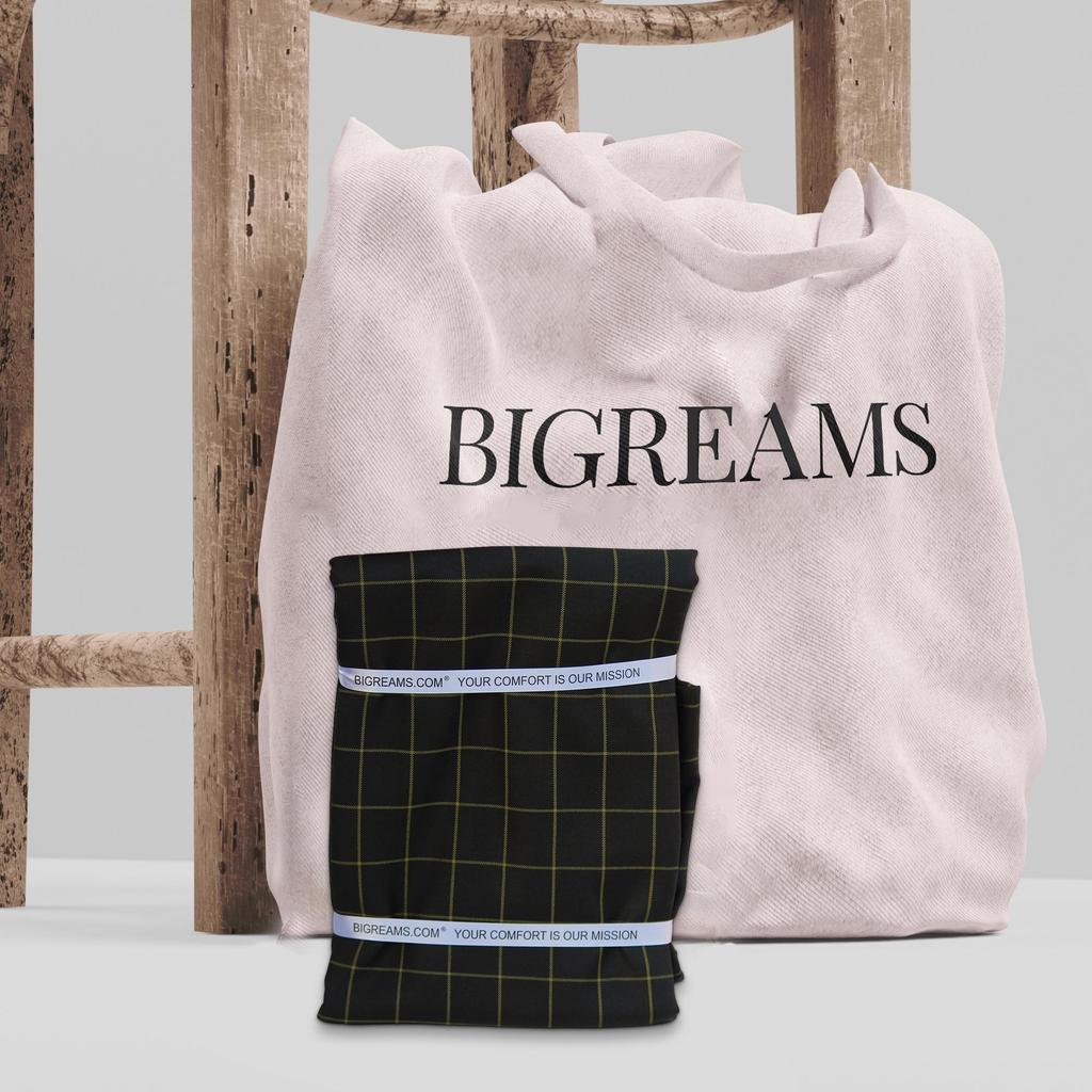 Dark Green Checkered Summer Suit Fabric – 70% Viscose, 30% Polyester | 350g, 150cm Width