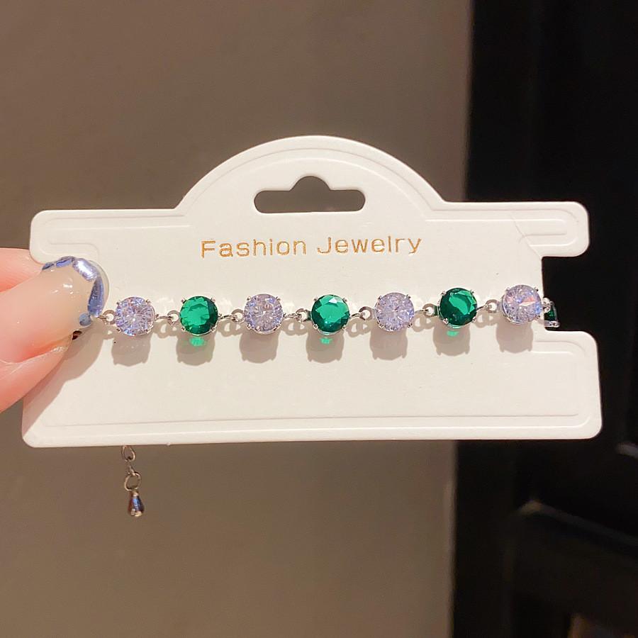 Elegant Heartshaped Zircon Silver Bracelet For Women With Luxury Style And Versatile Gift Use