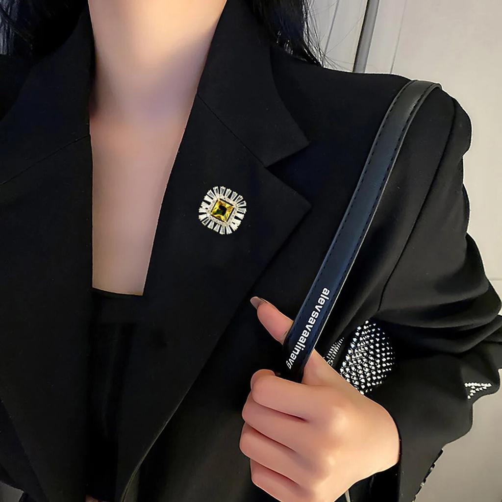Korea Simple Geometry Square Zircon Small Flower Brooches Elegant Temperament  Bow Snowflake Dress Accessories Pins Girls Gifts
