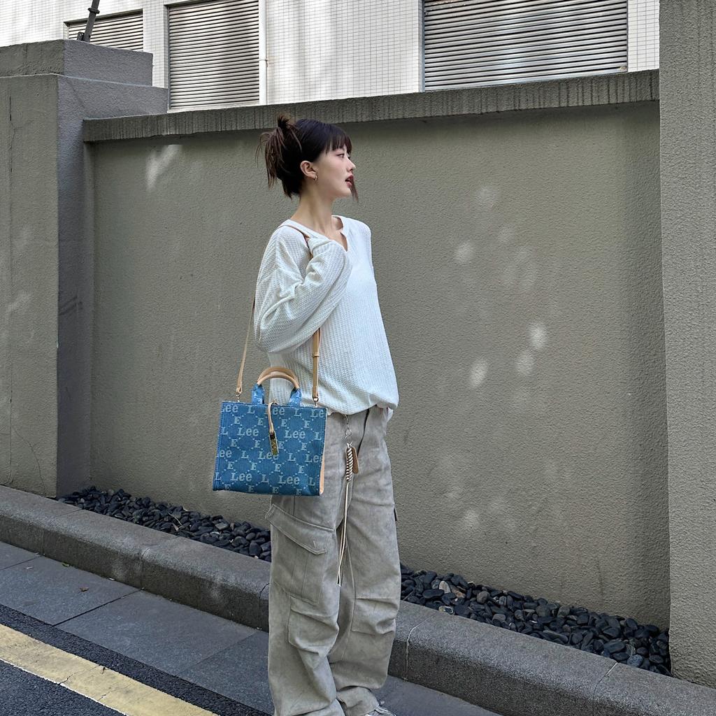New Lee Fabric Tote Bag, Crossbody Bag, Shoulder Bag, Handbag Small Women's Denim Blue LE240004M-503