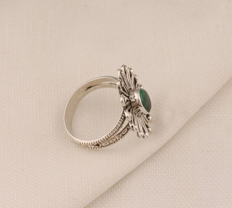Кольцо с малахитом, кольцо из цельного серебра 925 пробы, кольцо с драгоценным камнем, кольцо ручной работы, дизайнерское кольцо, подарок для нее, кольцо в стиле бохо