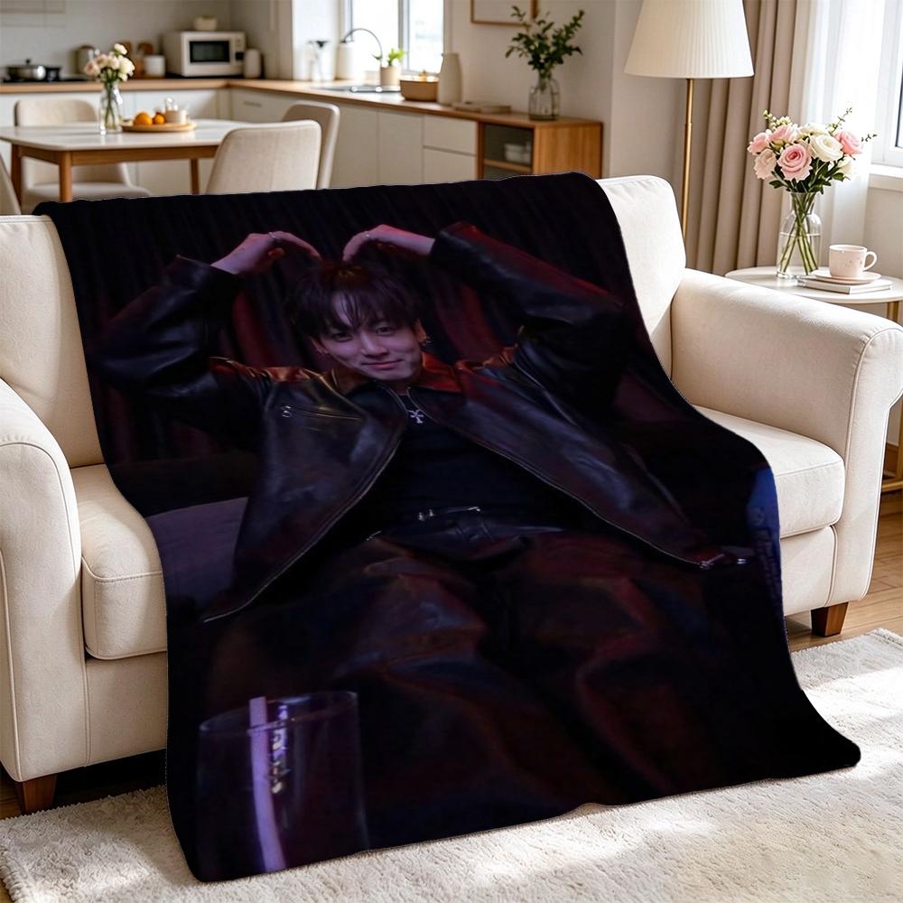 White Hockey Mask Print Theme Printed Blanket Thick Warm Fleece Blanket For Living Room Bedroom Recliner Home Party Decor Christmas Gift
