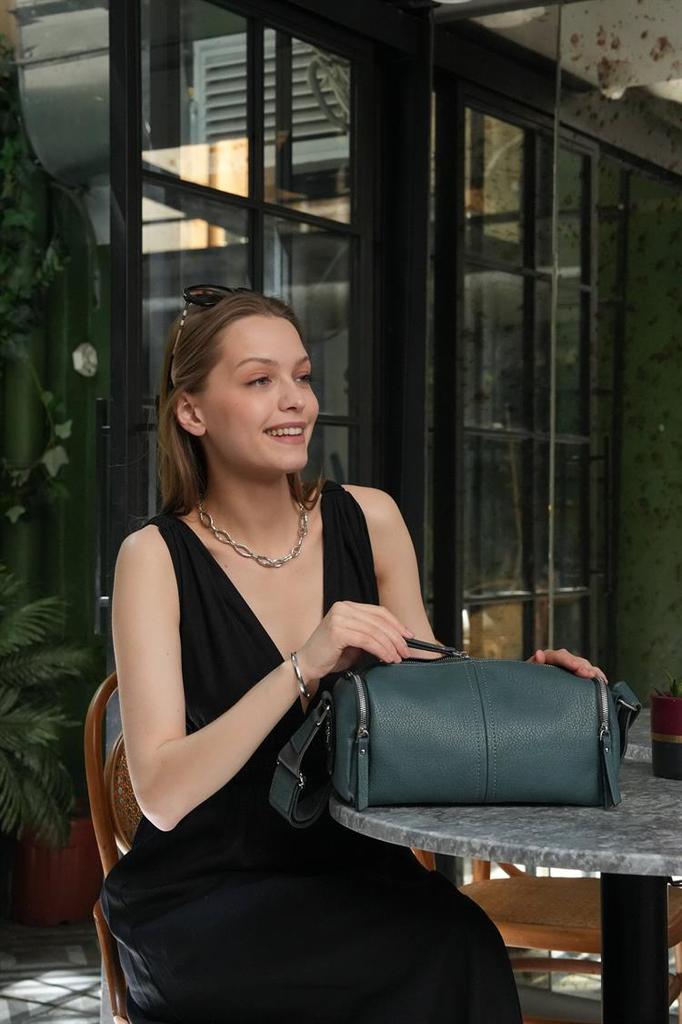 Women's Zipper Adjustable Strap Messenger Bag