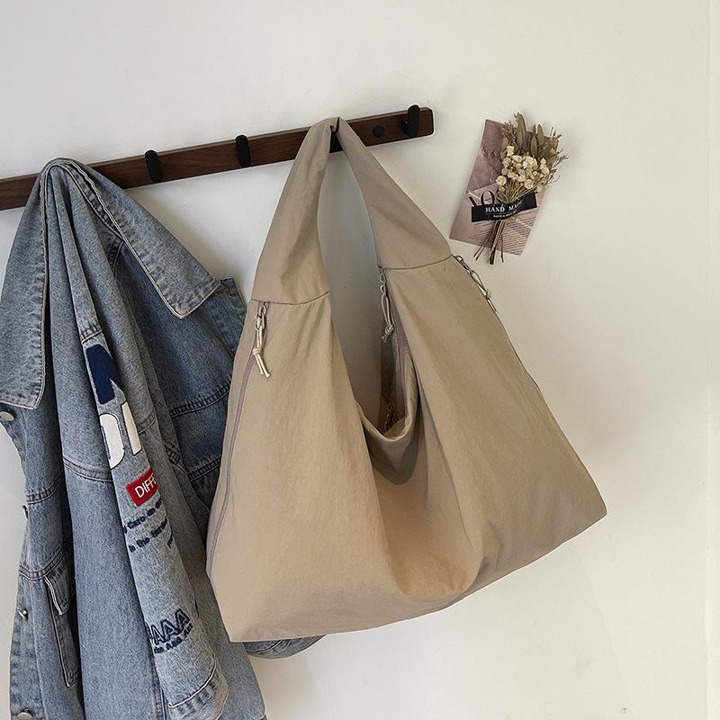 Summer New Foreign Style Texture Simple Large-capacity Bag 2025 Fashion Trend Personalized Women's Shoulder Tote Bag