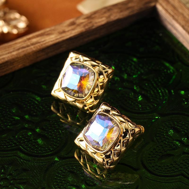 SUYU Zircon Trend New Design Square Vintage Earrings Niche Women's Light Luxury Earrings Holiday Gifts Fashion Accessories