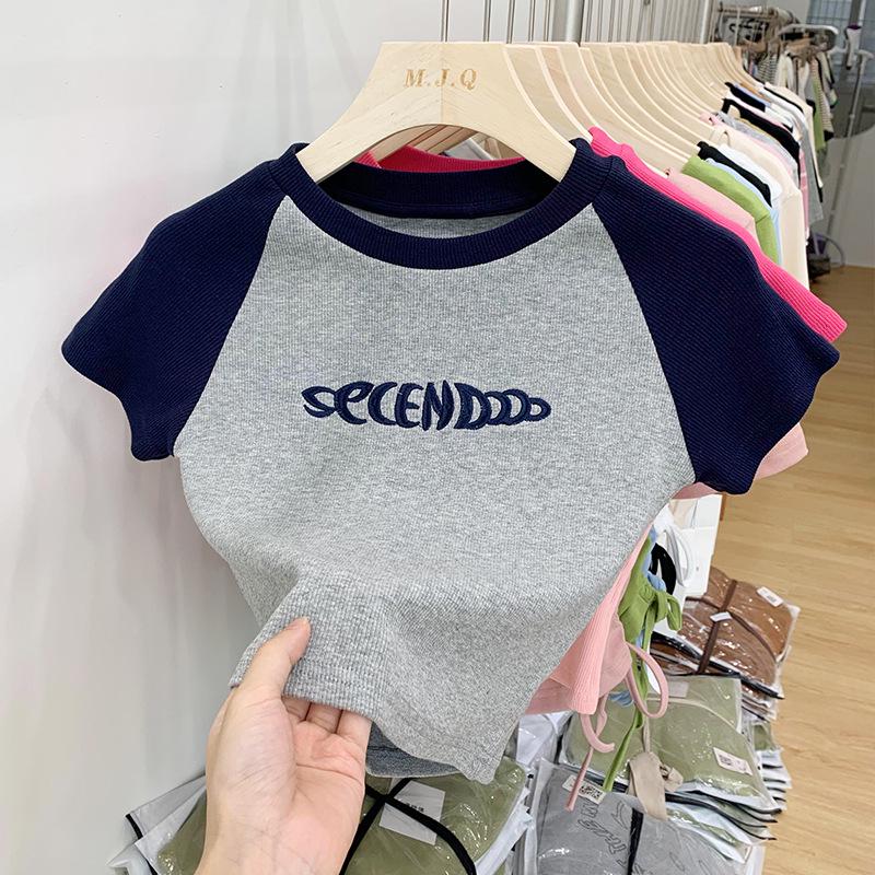 Женская летняя футболка с коротким рукавом в стиле ретро с контрастными вставками - Sweet, Pure Desire Style