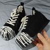 Черно-белая цветовая гамма граффити летняя женская повседневная обувь большая голова уродливая милая обувь для скейтборда нишевая платформа спортивная тканевая обувь модная обувь