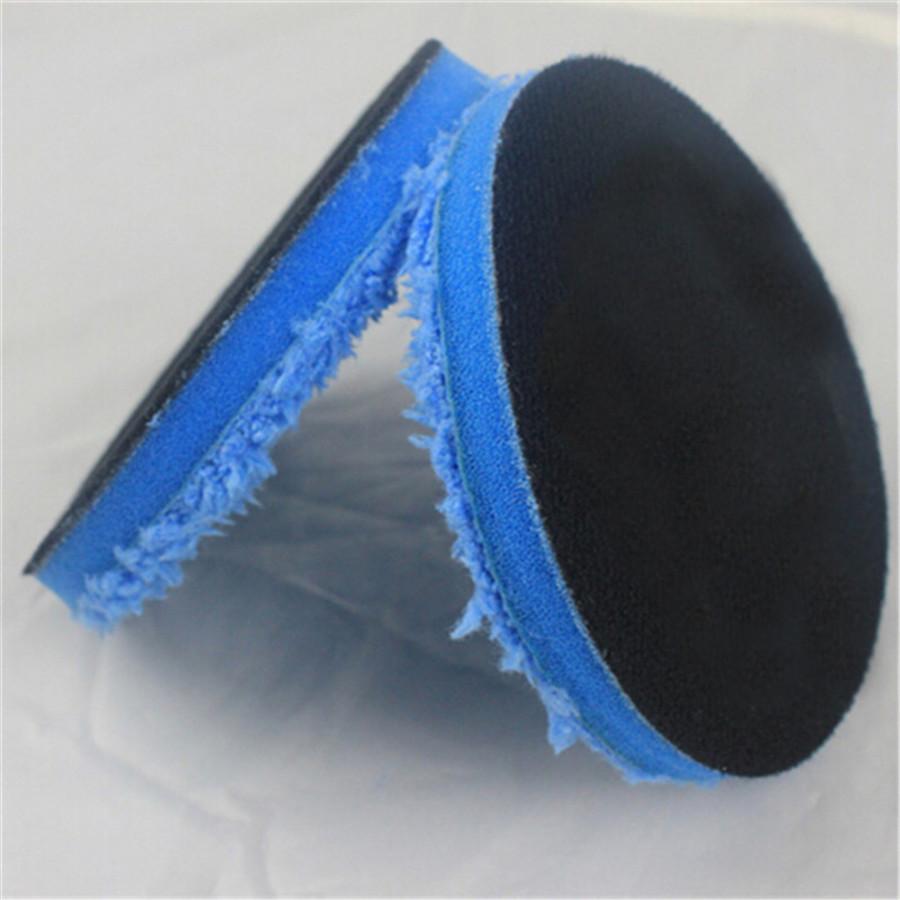 Удаляет сильные следы завихрений, царапины и окисление так же, как и грубые шерстяные полировальные круги.