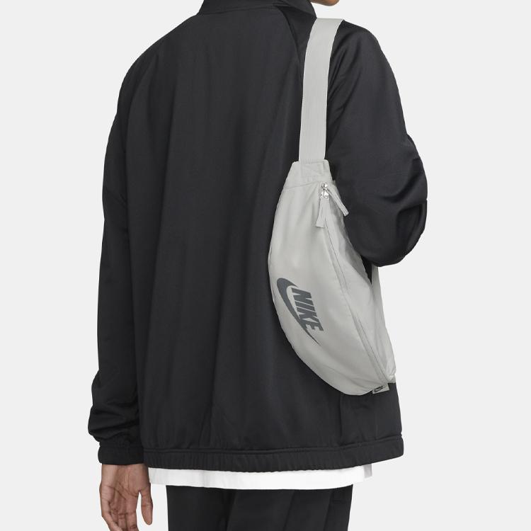 Nike Спортивная Повседневная Сумка-Кроссбоди на Молнии из Ткани для Путешествий, Нагрудная, Поясная, Унисекс, Серая DB0490-025