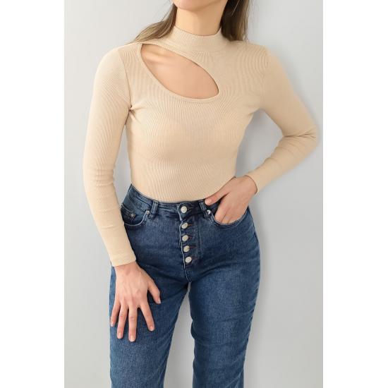 Прозрачные блузки Женская трикотажная блузка в рубчик с вырезами и детальной отделкой