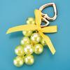 Блестящий сплошной цвет виноградной бусины подвесной брелок с кольцом для ключей в форме сердца