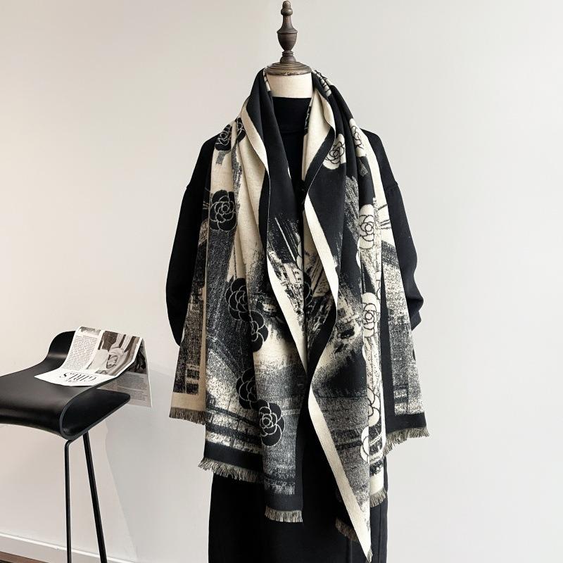 Autumn and Winter New Imitation Cashmere Castle Camellia Scarf Retro Thickened Warm Scarf Shawl with Windproof Scarf