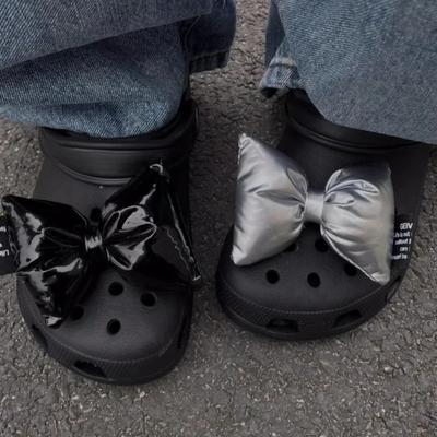 Подвеска для обуви, булавки «сделай сам», 3D большие лакированные кожаные украшения с ярким бантом, пряжка для обуви с отверстиями, набор подвесок, аксессуары, подарок для детей для мальчиков и девочек