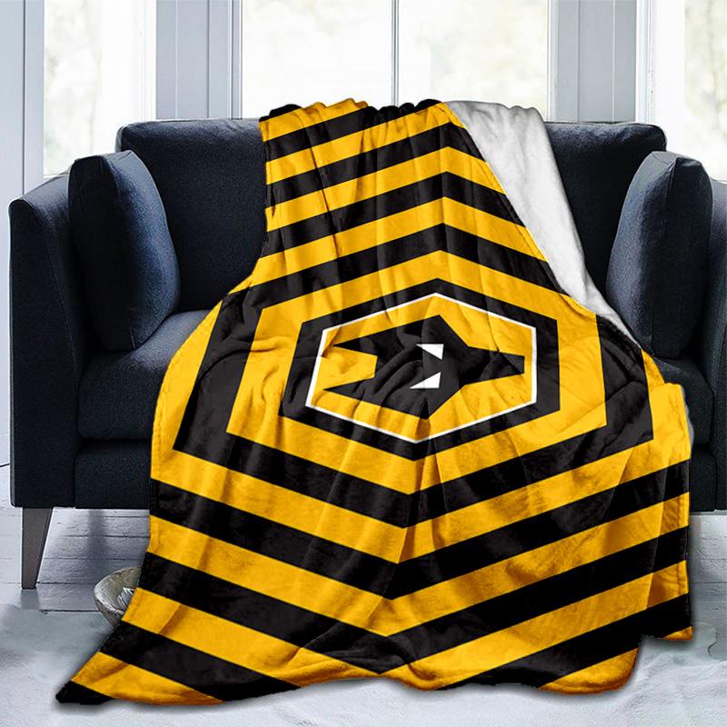 Wolves Team Emblem Printed Throws Blanket Soft Flannel Blankets for Couch Bed Gifts for Men Women Picnic blanket Christmas gifts